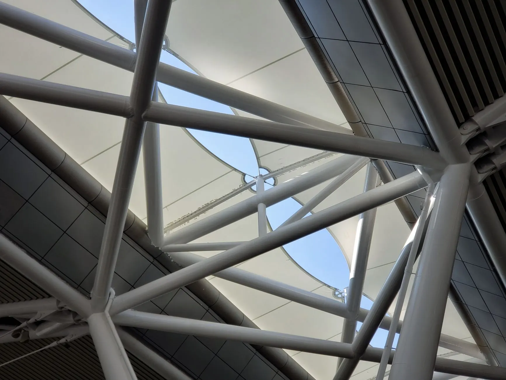 五金贸易定制方案：为装修工程提供工具刃具一站式采购服务
